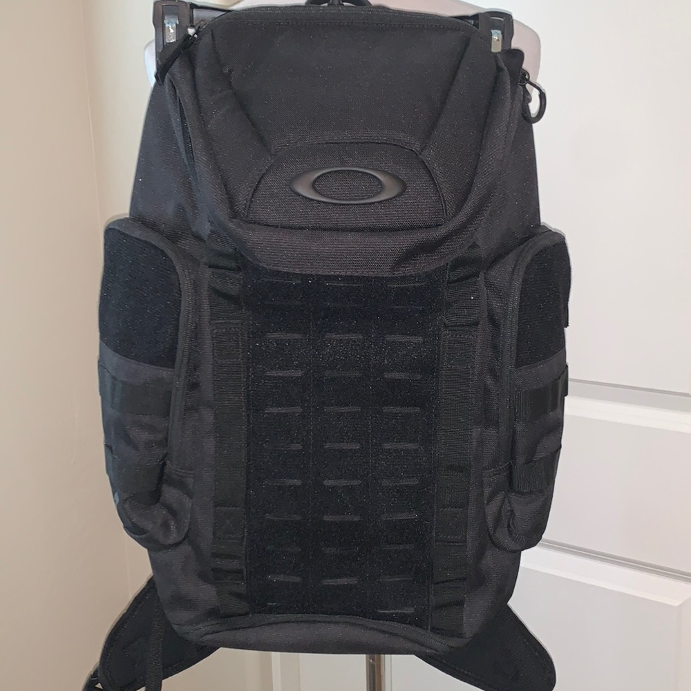 OAKLEY NEW LINK PACK MILITAC BLACK BACKPACK - Picture 1 of 9
